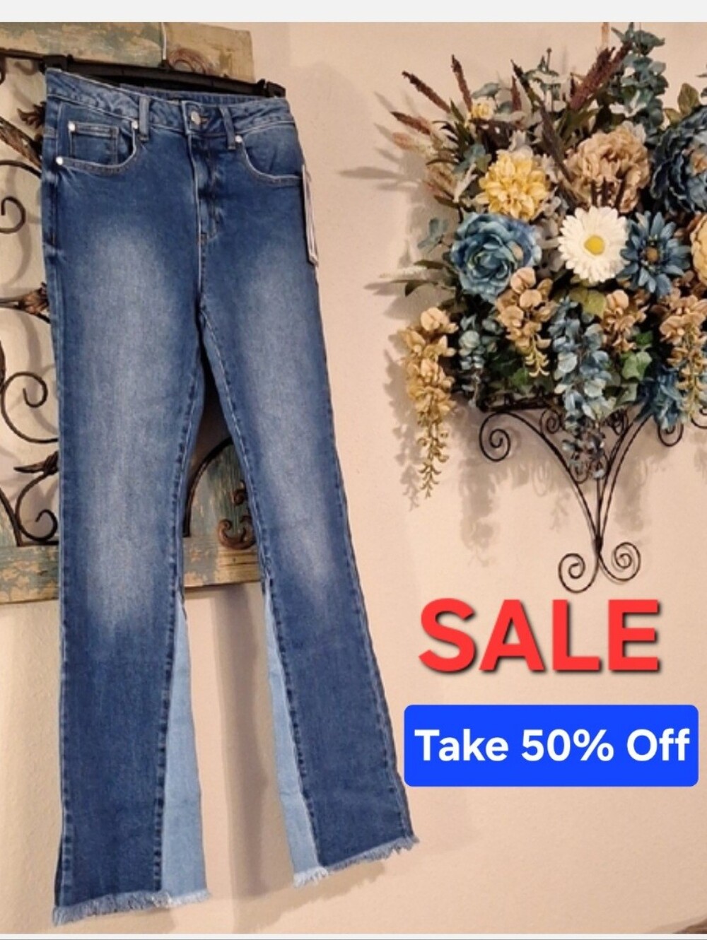 Mamba Classic Blue Flare High Rise Women's Jeans.  NWT Size 3